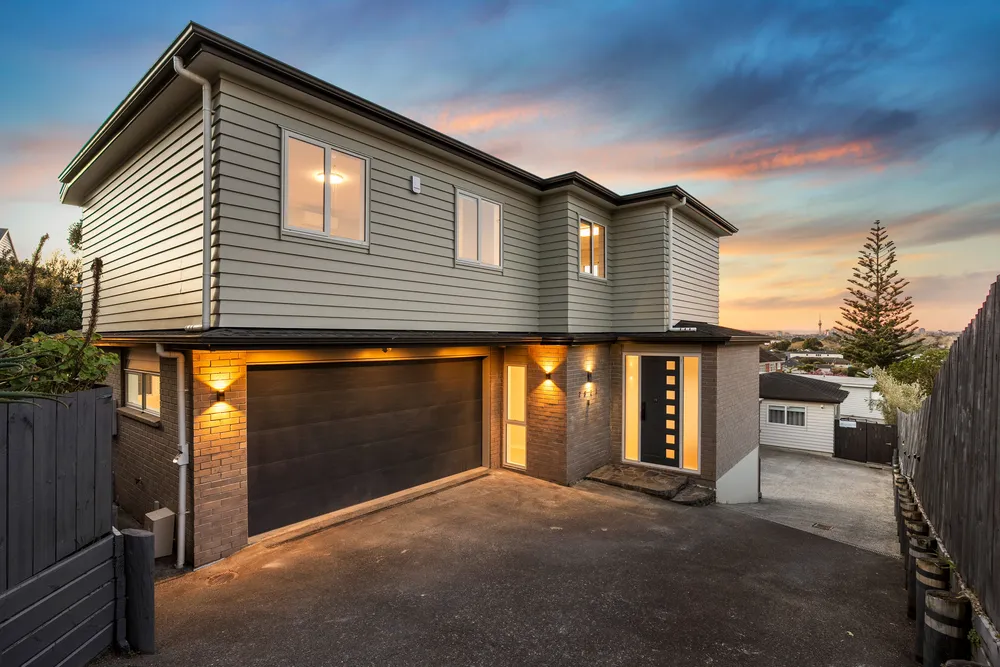 Photos of 298A Mount Albert Road