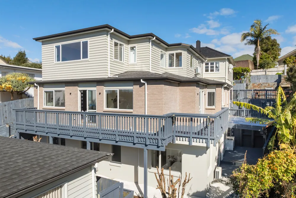 Photos of 298A Mount Albert Road
