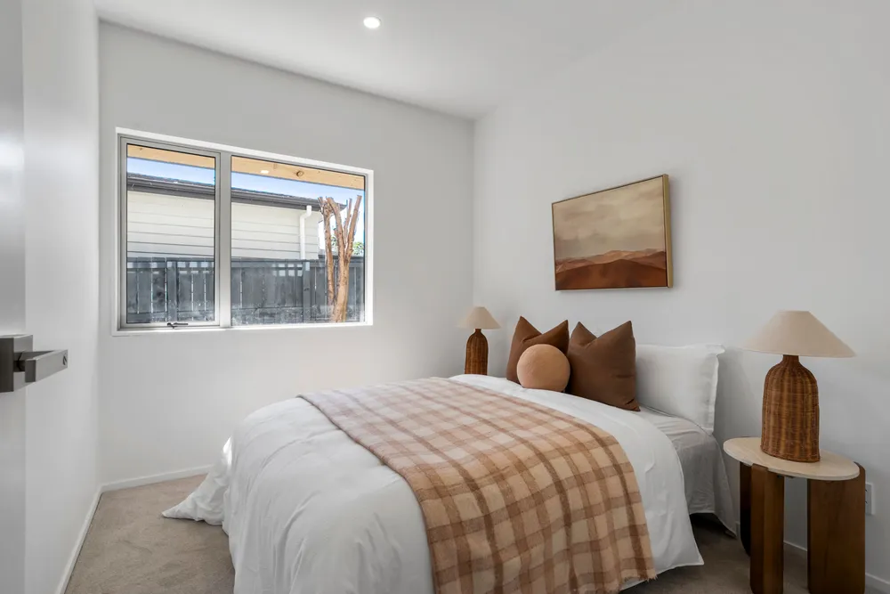 Photos of 298A Mount Albert Road