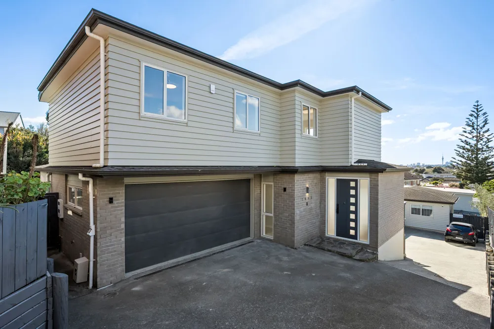 Photos of 298A Mount Albert Road