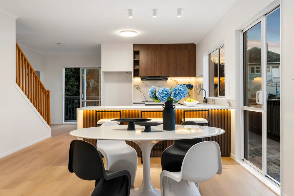 Photos of 298A Mount Albert Road
