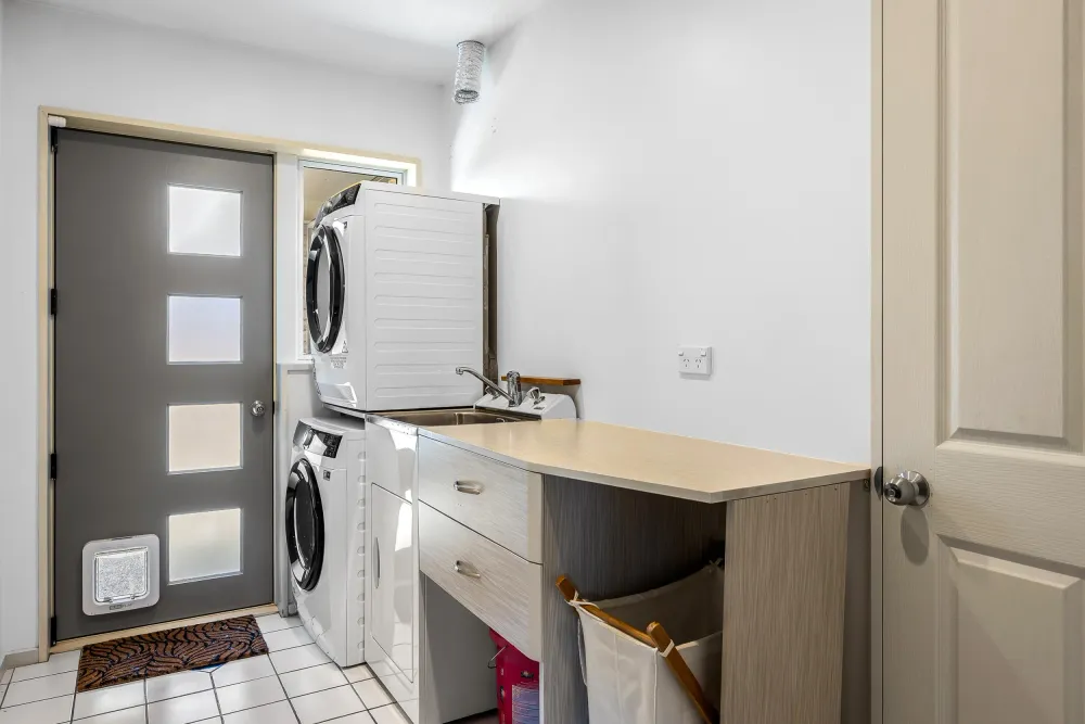 Photos of 44 Welsford Street
