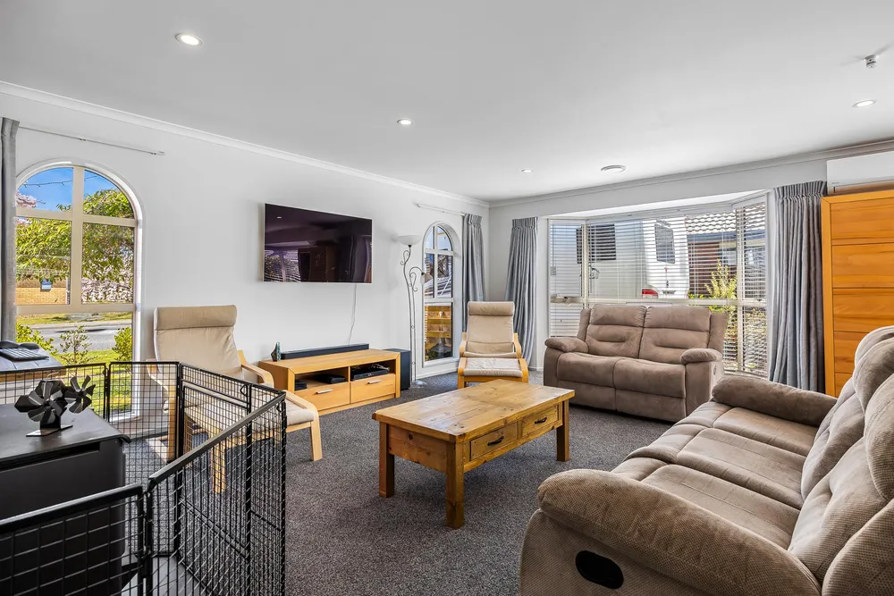 Photos of 44 Welsford Street