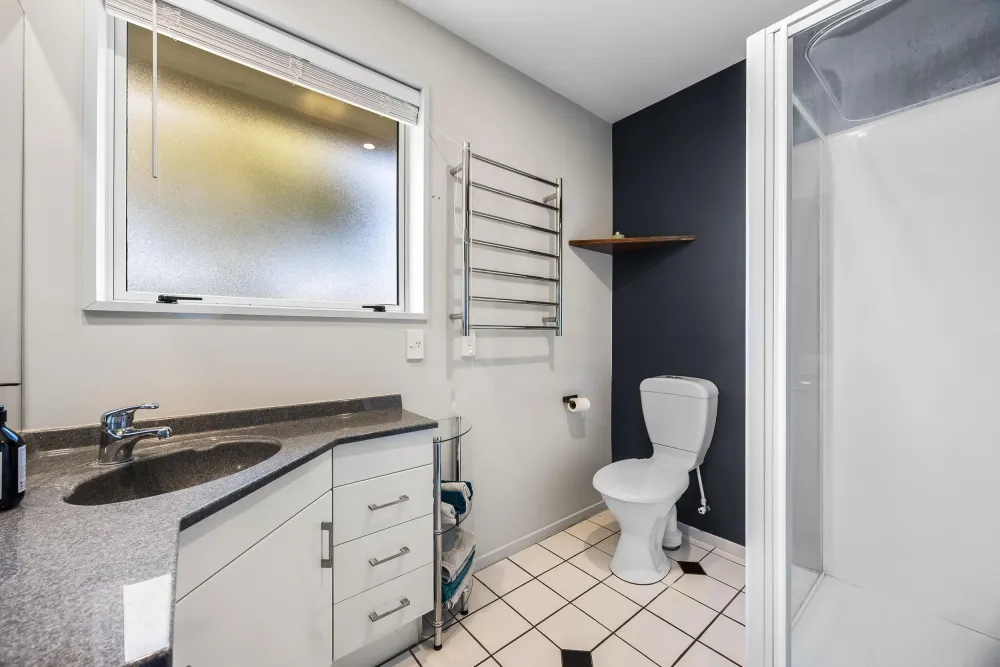 Photos of 44 Welsford Street