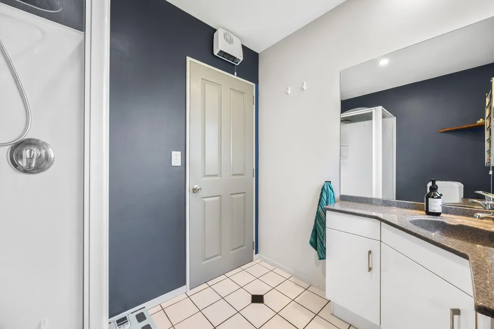 Photos of 44 Welsford Street