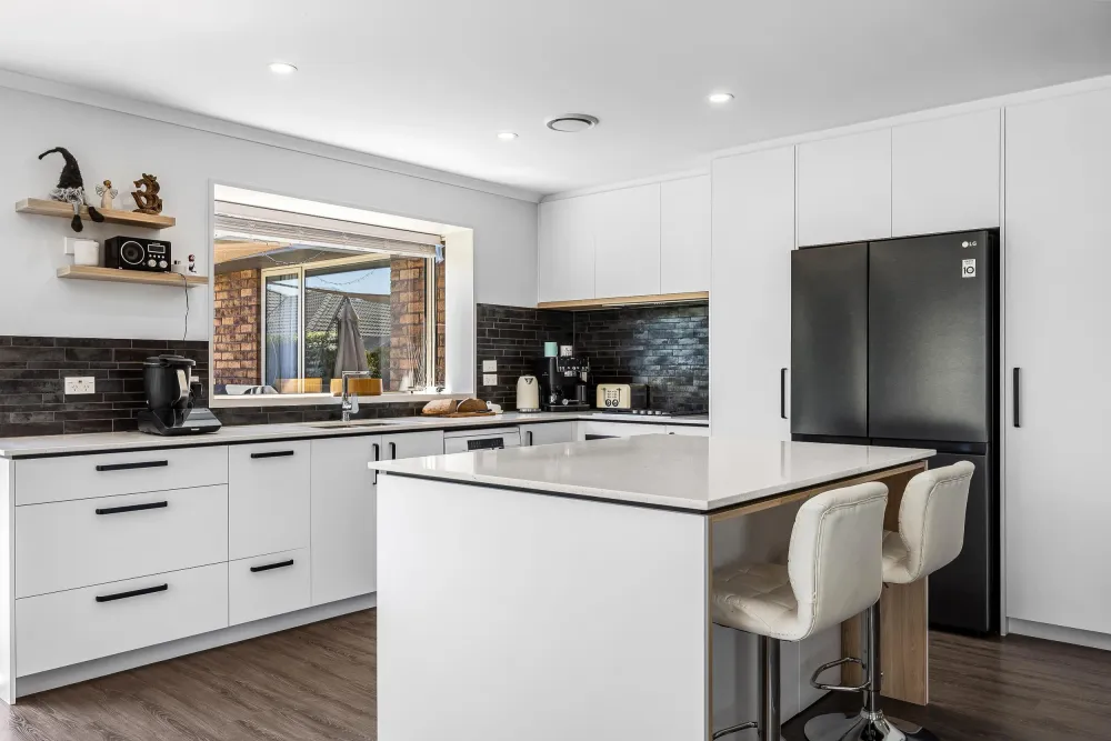 Photos of 44 Welsford Street