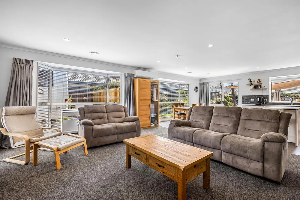 Photos of 44 Welsford Street