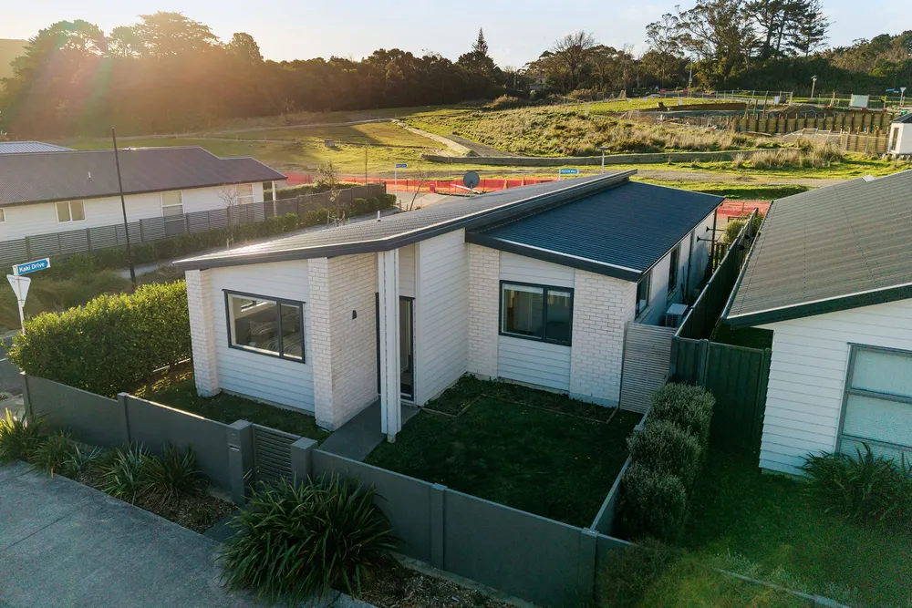 Photos of 32 Karearea Avenue