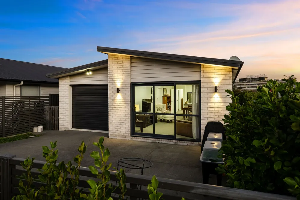 Photos of 32 Karearea Avenue