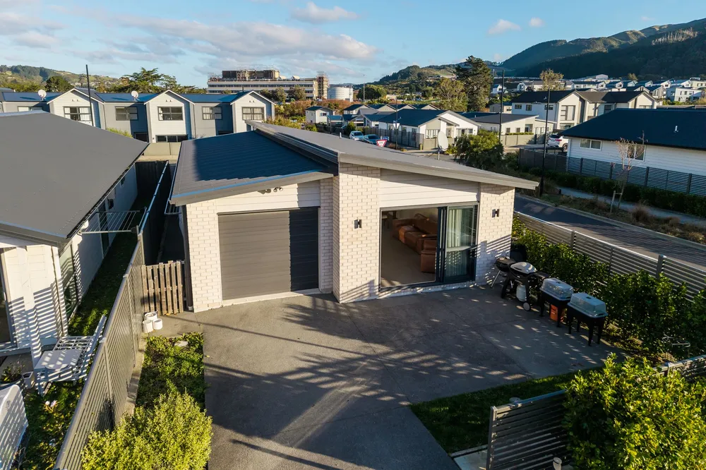 Photos of 32 Karearea Avenue
