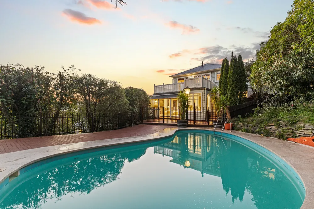 Photos of 77 Valley Road