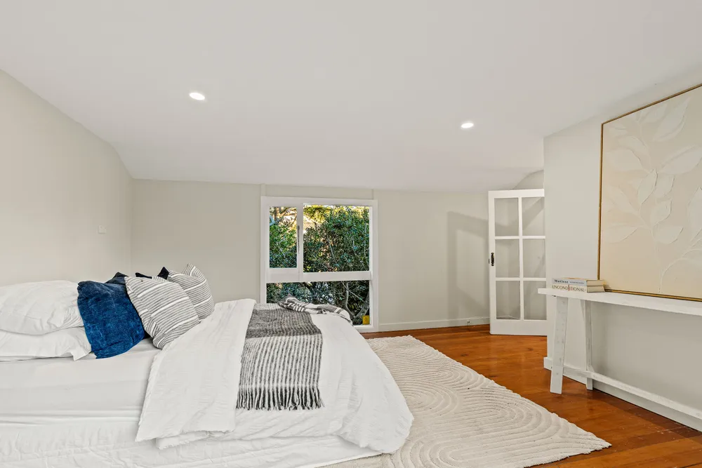 Photos of 77 Valley Road