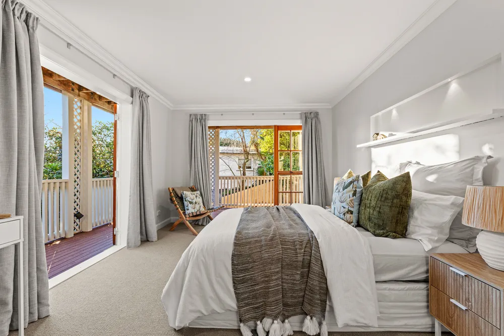 Photos of 77 Valley Road