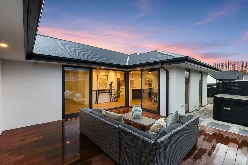Photos of 48 Redbrook Road