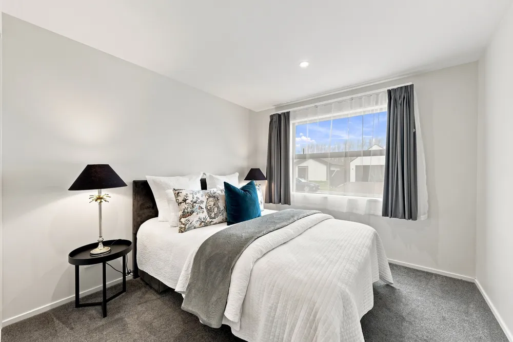 Photos of 48 Redbrook Road