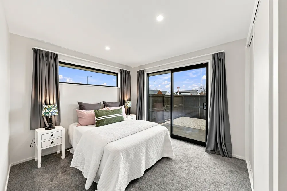 Photos of 48 Redbrook Road