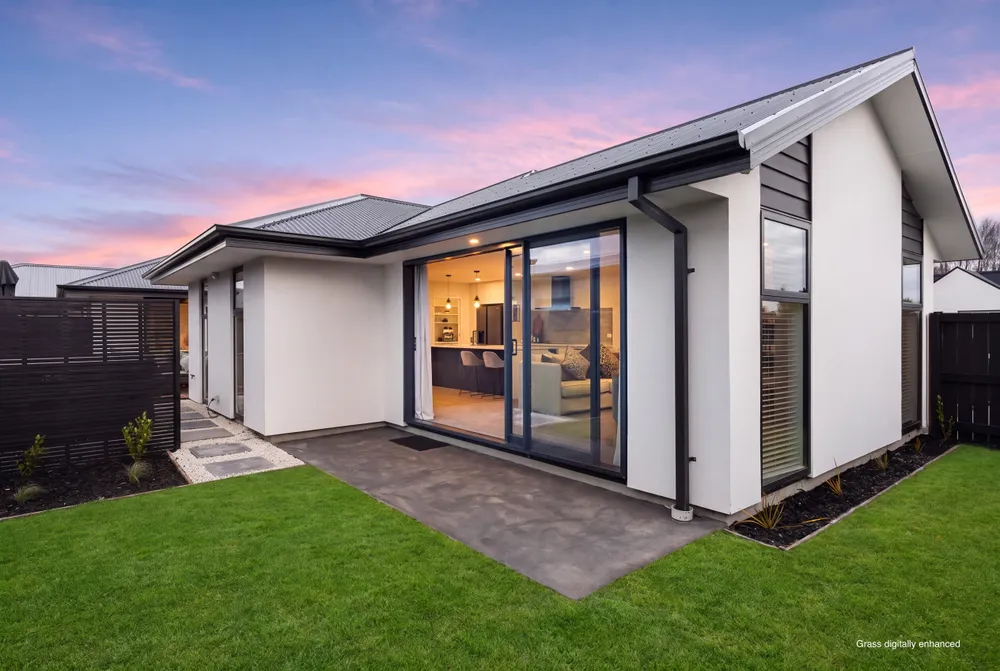 Photos of 48 Redbrook Road