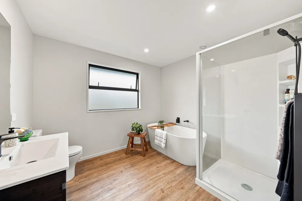 Photos of 48 Redbrook Road