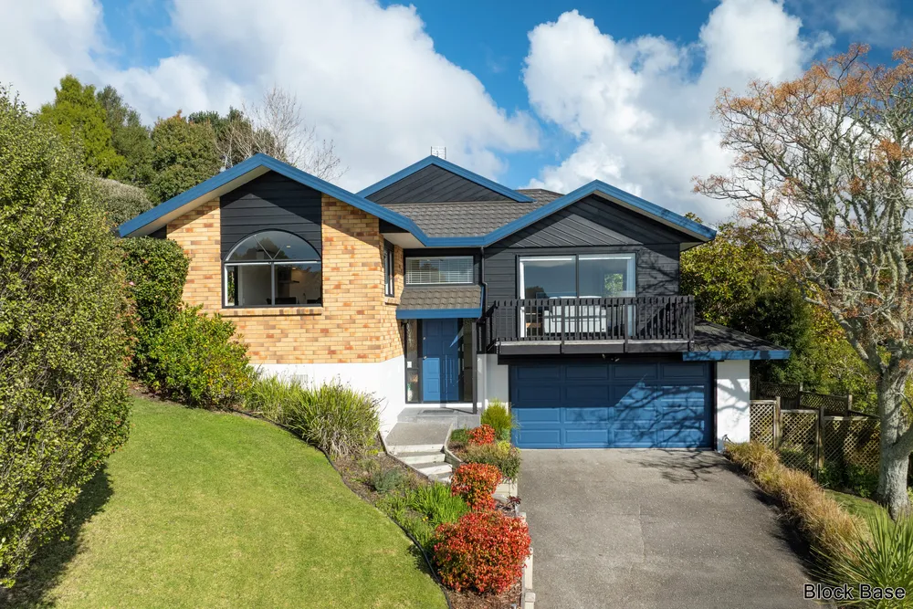 Photos of 66 Bayside Drive