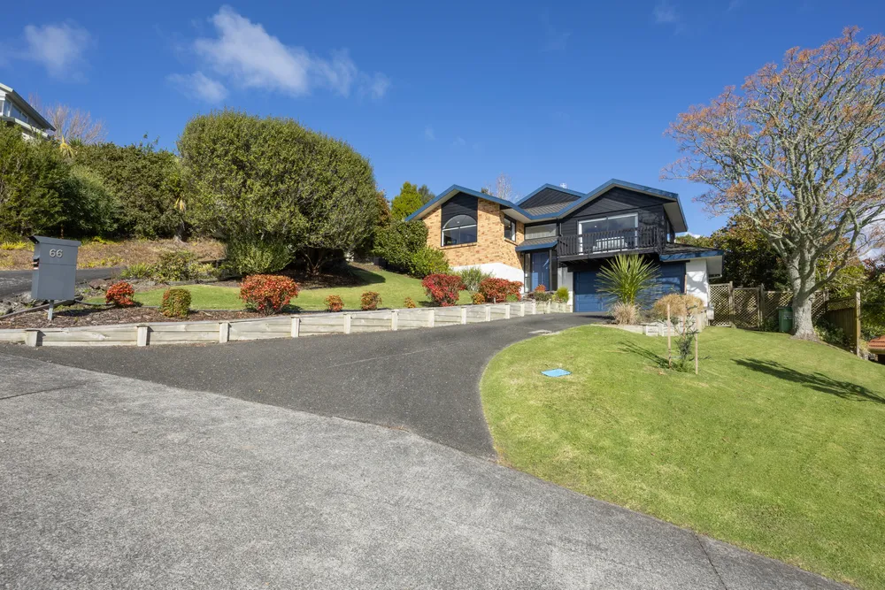 Photos of 66 Bayside Drive