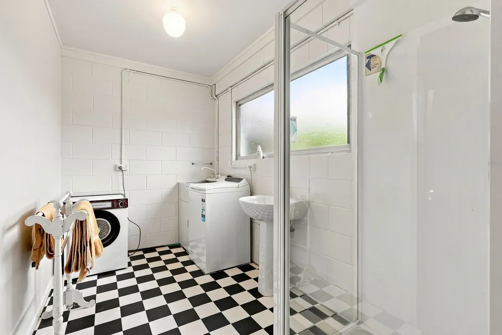 Photos of 1/8 Wolsley Avenue