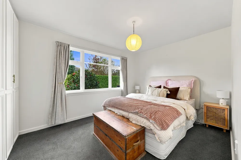 Photos of 47 Charlcott Street