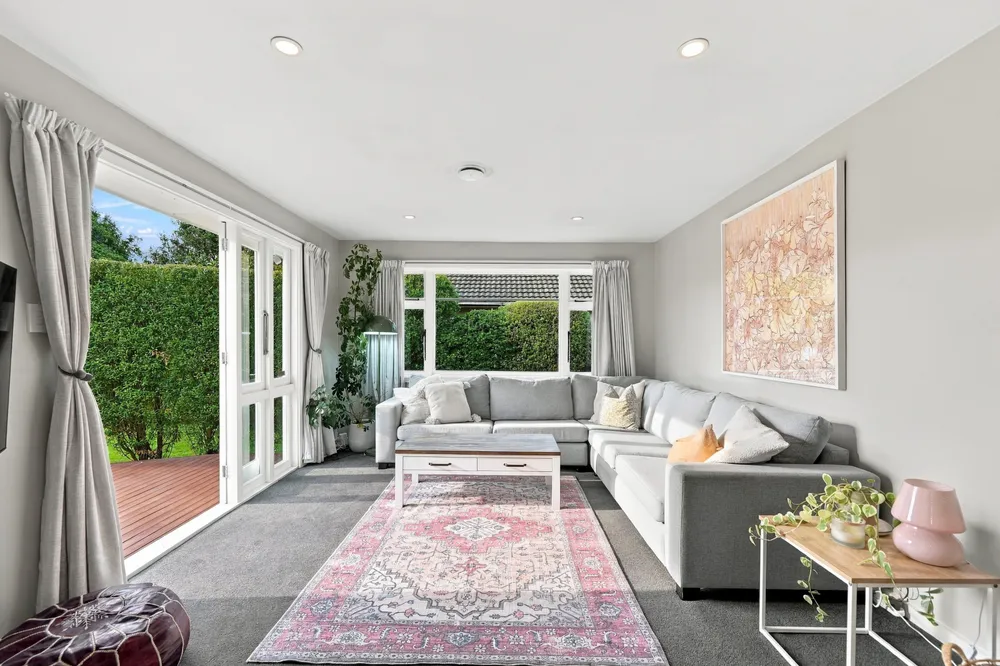 Photos of 47 Charlcott Street