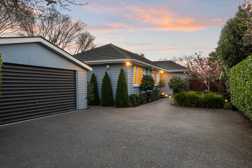 Photos of 47 Charlcott Street