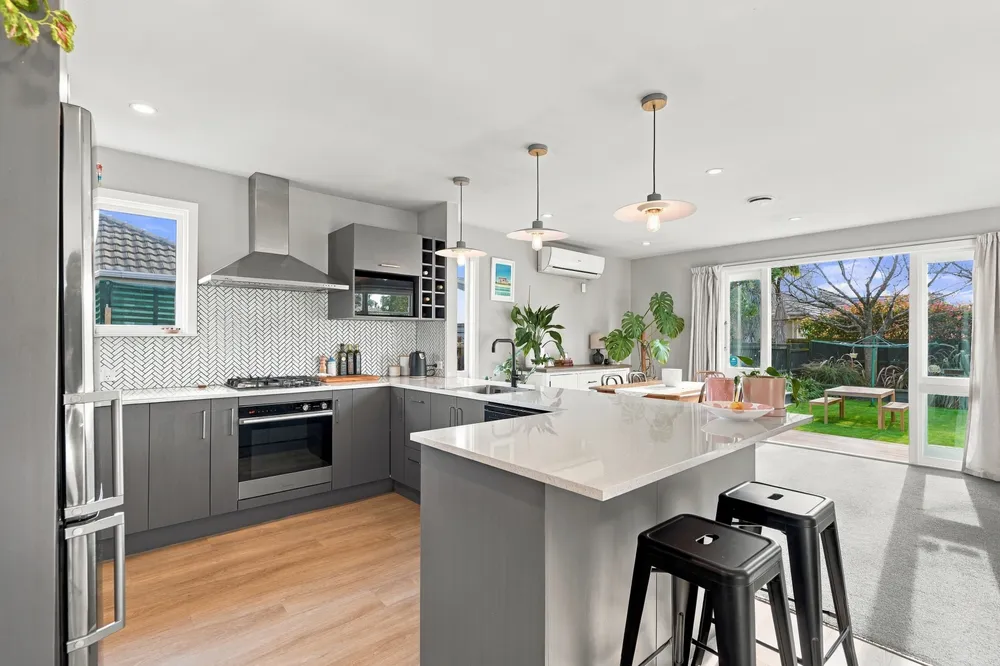 Photos of 47 Charlcott Street