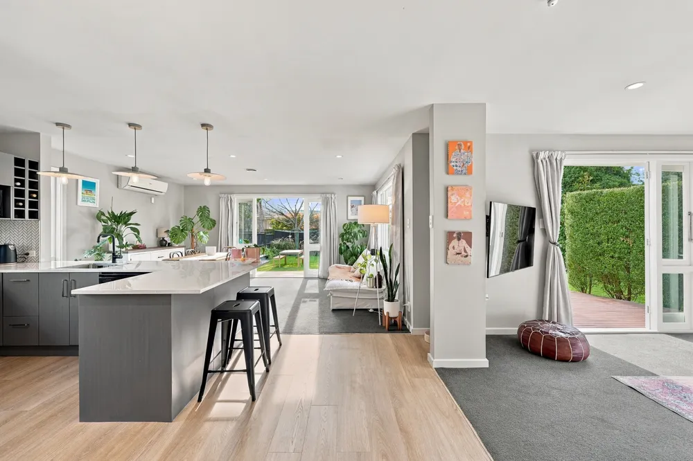 Photos of 47 Charlcott Street