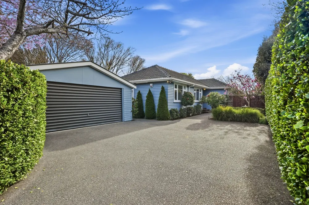 Photos of 47 Charlcott Street