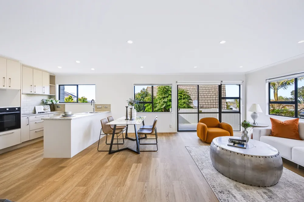 Photos of 17M Harding Avenue