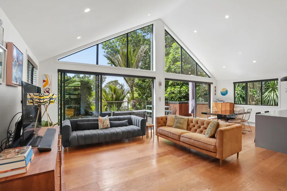 Photos of 54 Otitori Bay Road