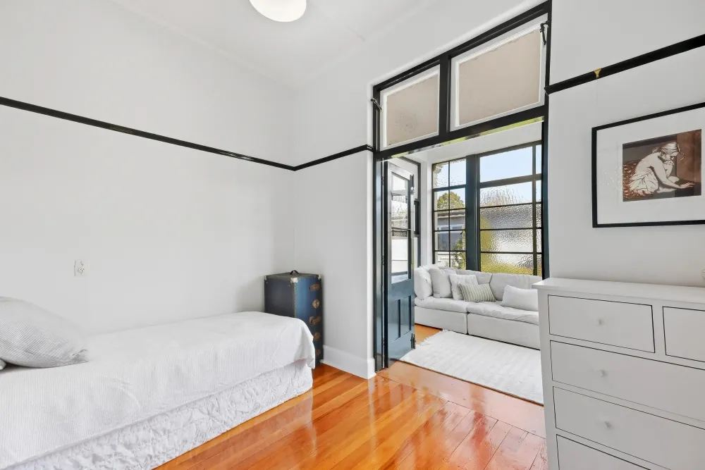 Photos of 45 Ross Street