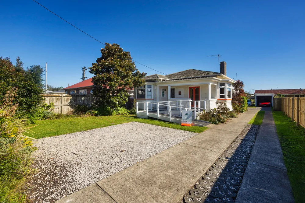 Photos of 449 Sandringham Road