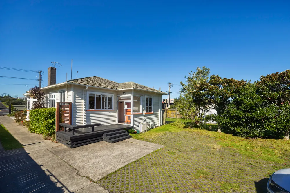 Photos of 449 Sandringham Road