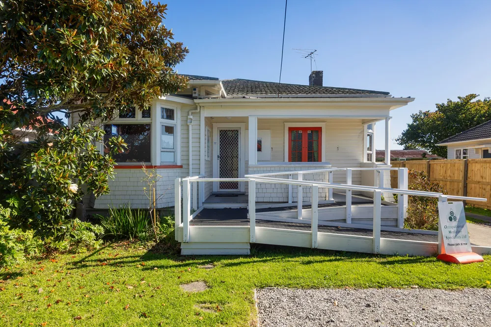 Photos of 449 Sandringham Road