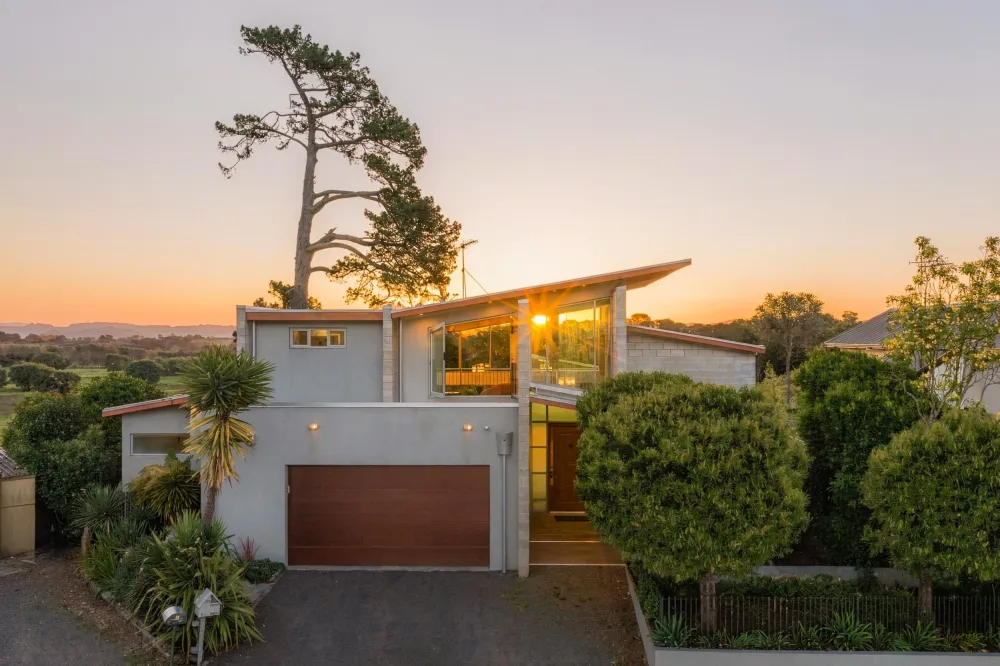 Photos of 28 Highgrove Drive