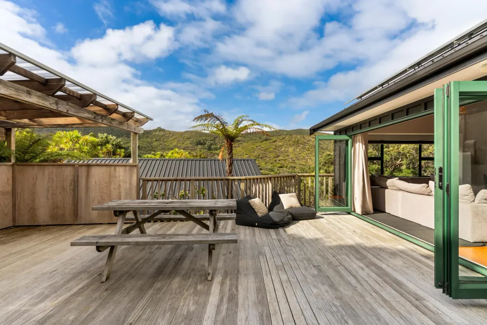 Photos of 349 Blind Bay Road