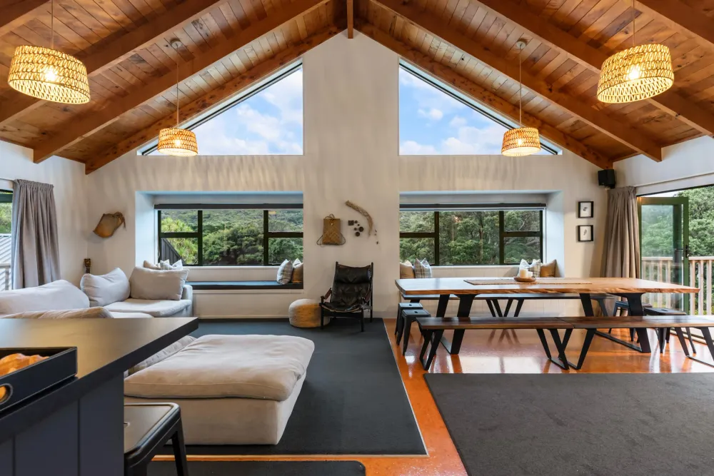 Photos of 349 Blind Bay Road