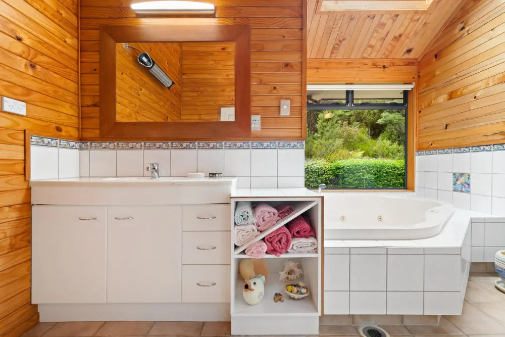 Photos of 316 Bluff Road