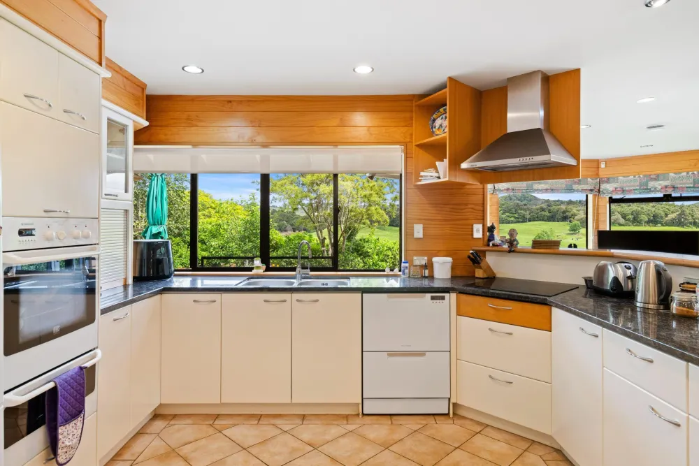 Photos of 316 Bluff Road