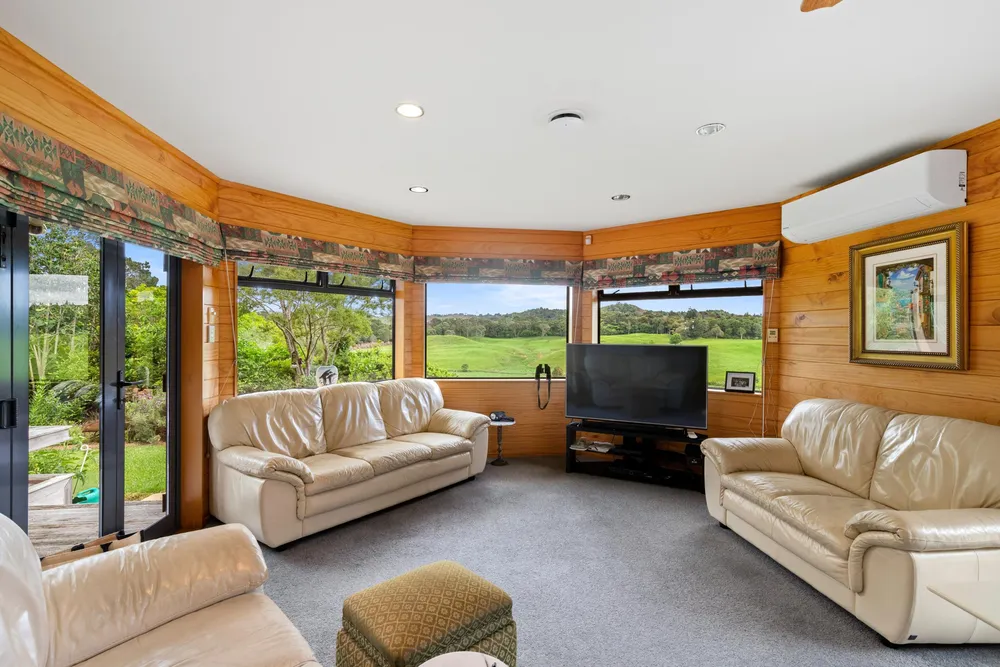 Photos of 316 Bluff Road