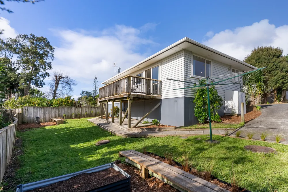 Photos of 26A Gill Avenue
