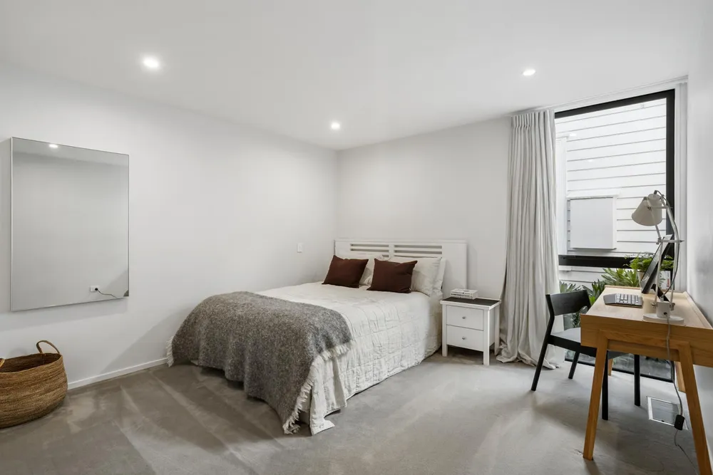 Photos of 35 Wanganui Avenue