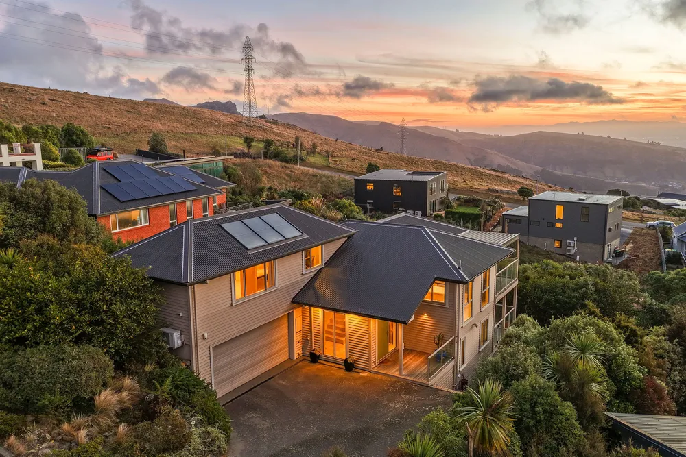 Photos of 5 Signal Hill Road