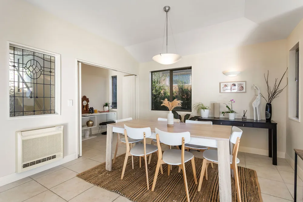 Photos of 5 Signal Hill Road
