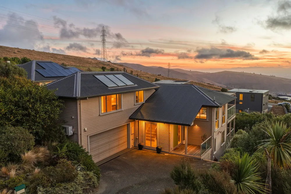 Photos of 5 Signal Hill Road