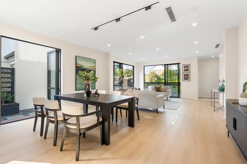 Photos of 2A Carlisle Street