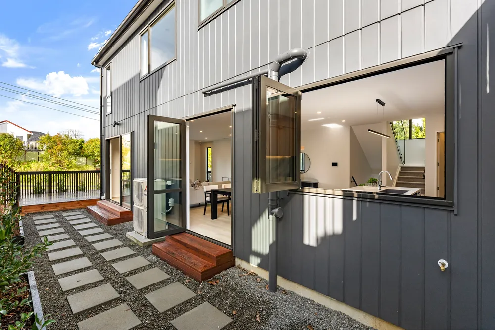 Photos of 2A Carlisle Street